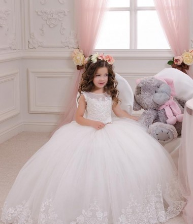 Ivory Ball Gown Bateau Neck Chapel Train Sleeveless Flower Girl Dress Brisbane
